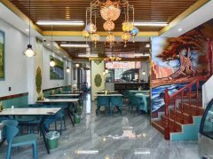 C12719位于博乐市赛里木湖景区黄金地段餐厅转让