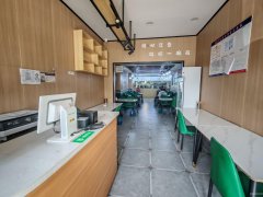 C12725粮校市场大门口134平餐厅转让