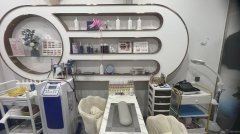 C12731位于昌吉市丽景尚城营业中养生馆转让