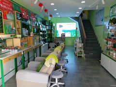 C12740五家渠步行街品牌美妆店低价急转