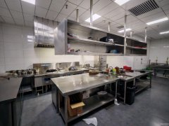 C12750开发区湖北大厦220平餐厅会所转让