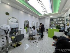 C12756八道湾山水雅苑好位置理发店转让