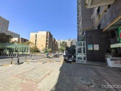 C12762长春路繁华商圈餐饮旺铺转让