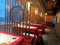 C12783位于吉木萨尔县金地花园附近临街餐饮旺铺转让