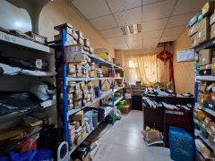 C12786红光山小区68平快递驿站转让