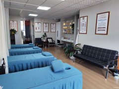 C12789  2万元急转阜康市天池街临街美容养生推拿店