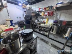 C12806万科3088街区经营中火锅店转让