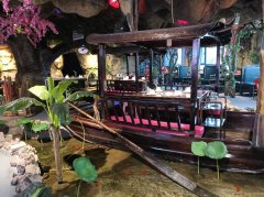 C12828位于昌吉市南公园西路经营中火锅店转让