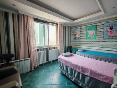 C12836明慧园A座100平美容院转让