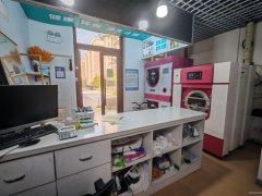 C12840阜康天山街210平旺铺出租