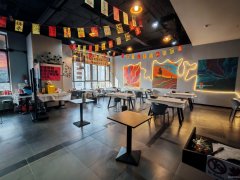 C12864轩和苑D区112平餐厅转让，可音乐餐吧酒吧