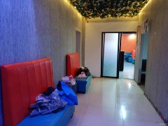 C12874位于阜康市步行街内经营中餐饮店低价急转