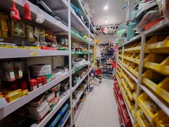 C12881喀什东路吾悦花园城40平五金店转让