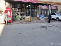 C12902转让阜康市天池南街怡心园小区进出车口处第一家便利