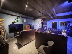 C12925荣和城4期90平游戏厅转让