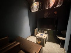 C12925荣和城4期90平游戏厅转让