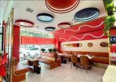 C12941位于新疆阿克苏市南大街与乌喀路附近营业中火锅店转