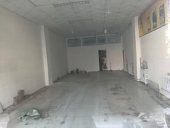 C12944位于昌吉市长宁路庆源大厦楼下临街商铺出租