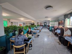 C12948新华凌南区300平餐厅转让