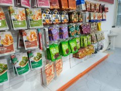 C12951位于昌吉市青年南路临街好物甄选店低价急转