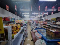 C12958阜康公园6号步行街180平超市转让