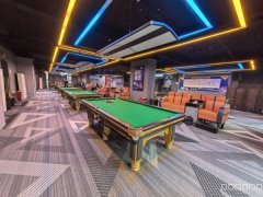 C12963长春路繁华商圈经营中台球厅转让
