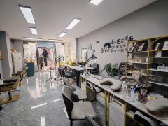 C12968美林花园北区72平美发店转让