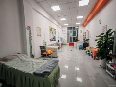 C12977八道湾三队136小学对面小儿推拿店转让可空转