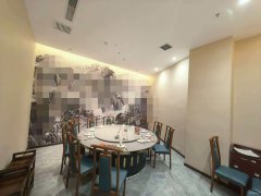 C12983米东区大型商圈690平火锅店低价转让