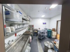 C12983米东区大型商圈690平火锅店低价转让