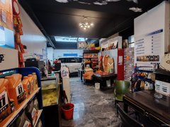 C12988长青四队南湖中学对面170平汽车修理店转让