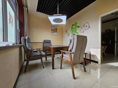 C12989荣和城6期北门100平棋牌室转让