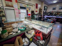 C13000七道湾南路85平玉器加工店转让