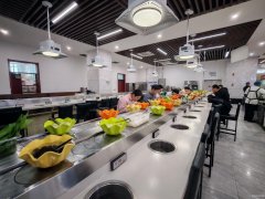 C13020新疆大学博达校区南区130平小火锅转让