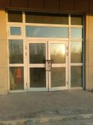 C13028阜康市华联农贸市场内商铺、公寓对外出租、出售