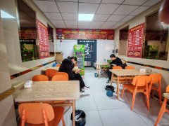 C13059新兴街东一巷50平餐厅转让