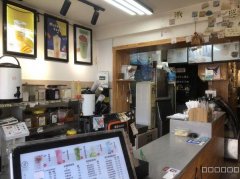 C13061店面转让 呼图壁县曙光商厦旁县二中学校附近