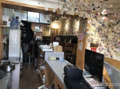 C13061店面转让 呼图壁县曙光商厦旁县二中学校附近