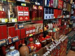 C13069位于阜康市锦都花园小区门口经营中商超转让