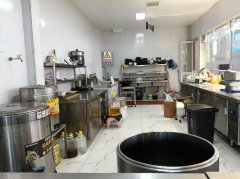 C12287位于昌吉市延安南路飞马附近临街店面转让