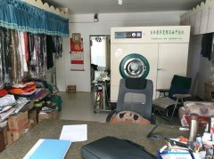 C13103位于呼图壁县上二工路临街干洗店转让