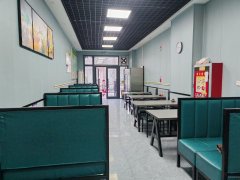 C13109阜康沿湖商业街80平餐厅转让