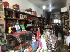C13130店面转让 呼图壁县昌华路锦绣名居小区门口商店转让