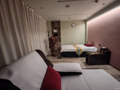 C13133华润万家临街2楼养生会所低价转让