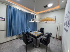 C13137美林花园出口停车场150平棋牌室转让