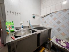 C13138香槟水岸B区东门30平卤味小吃店转让