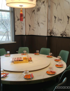 C13146位于五彩湾新城经营中火锅店转让