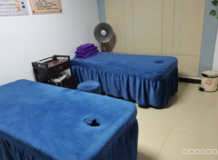 C13150店面转让  奇台县商业街华东古城新街附近