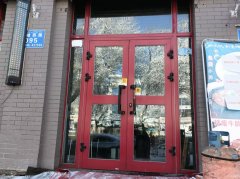 C13166位于阜康市新城花园一期临街商铺出租