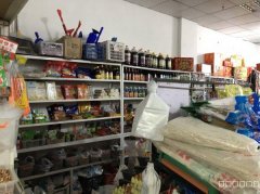 C13174店面转让  呼图壁县上二工路绿景苑小区门口超市转